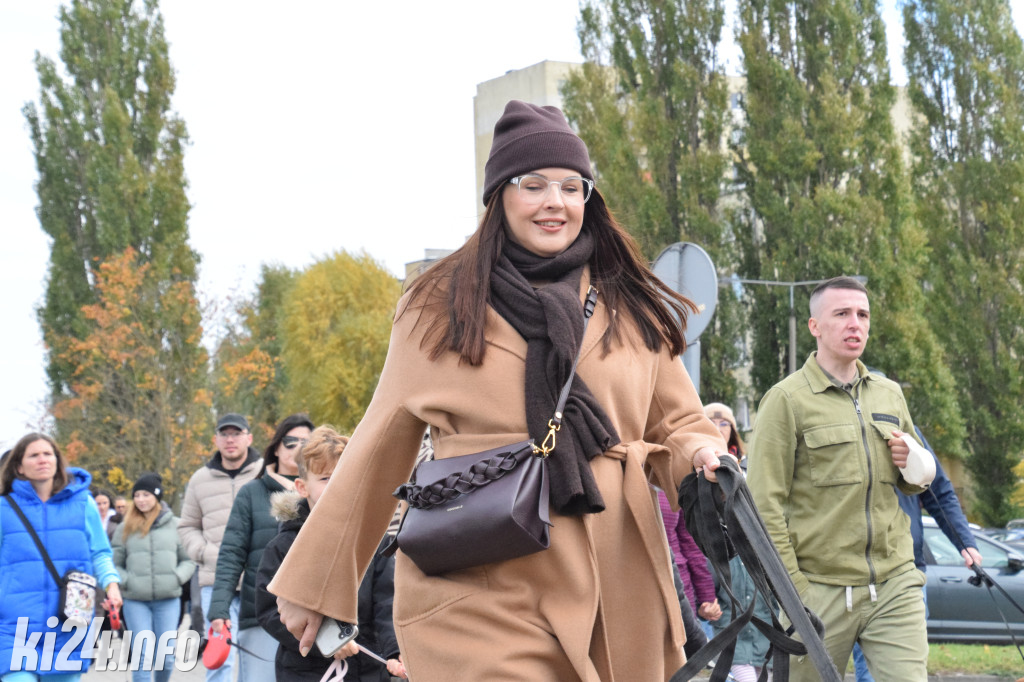 Parada kundelków i adopciaków