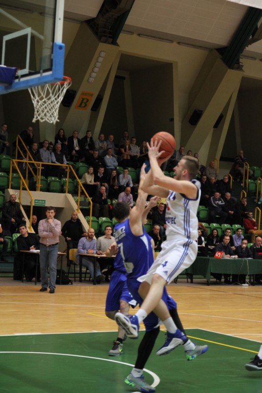 KSK Noteć rehabilituje się własnej hali