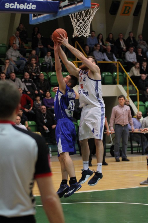 KSK Noteć rehabilituje się własnej hali