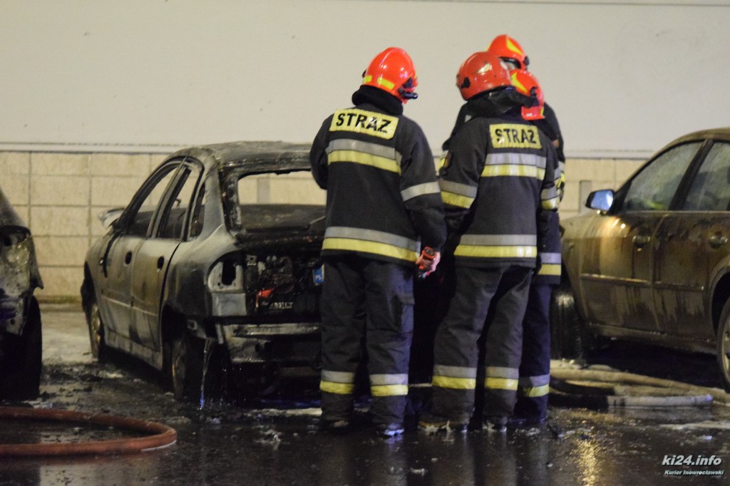 Pożar na parkingu Galerii Solnej
