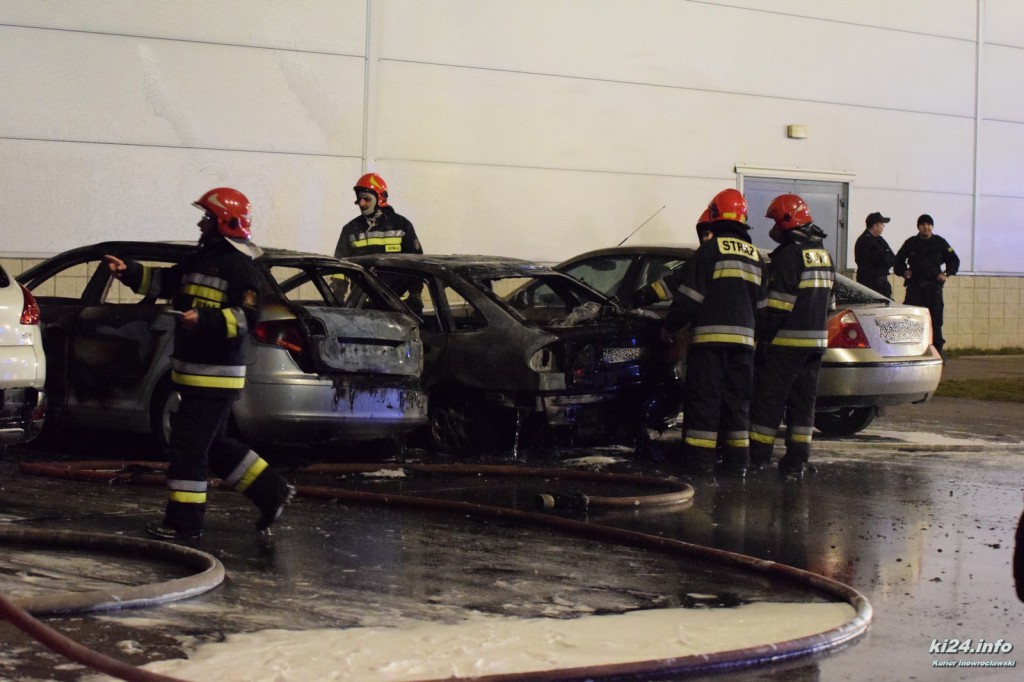 Pożar na parkingu Galerii Solnej