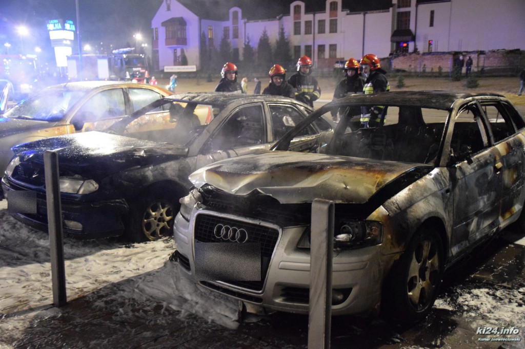 Pożar na parkingu Galerii Solnej