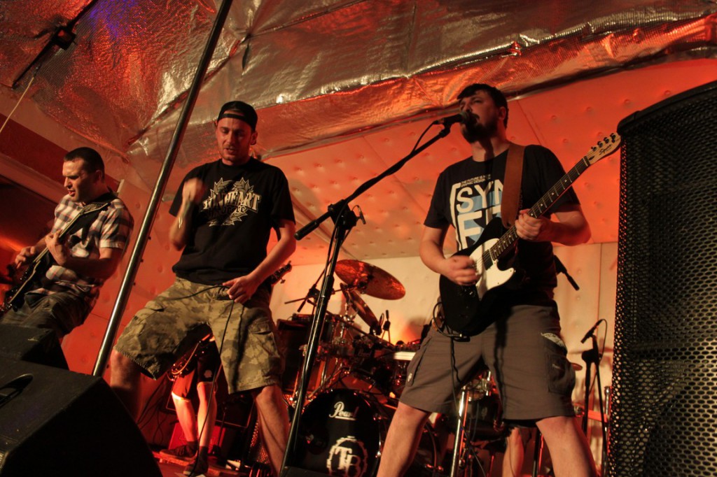 Metalowe brzmienia w PRL Pub