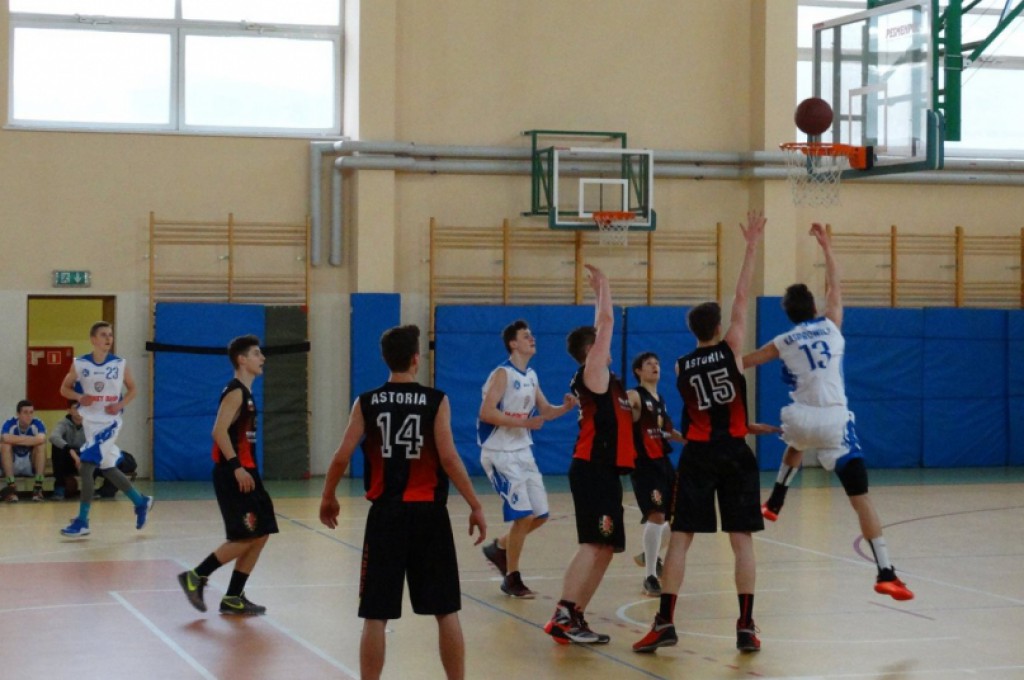 Kadeci z Kasprowicza mistrzami województwa