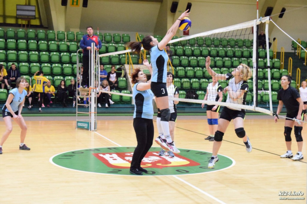 XIII Amatorskie Mistrzostwa Kobiet w Siatkówce