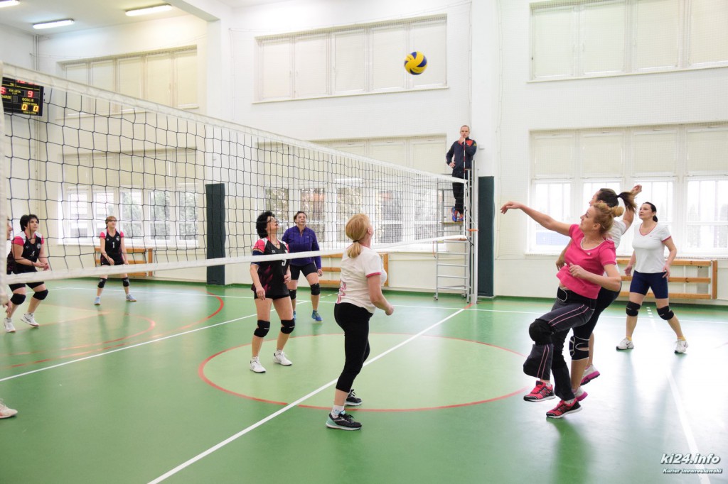 XIII Amatorskie Mistrzostwa Kobiet w Siatkówce