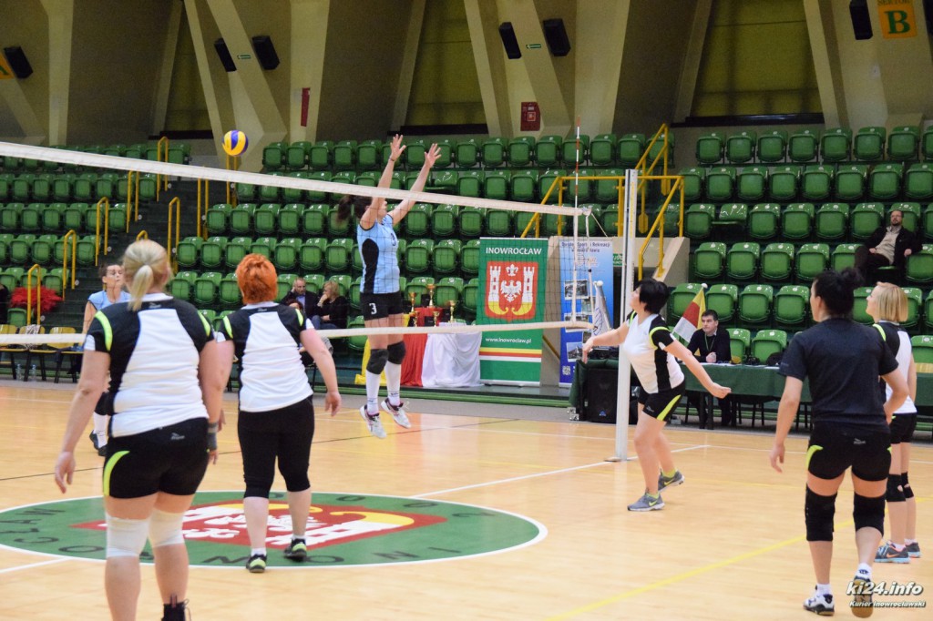 XIII Amatorskie Mistrzostwa Kobiet w Siatkówce