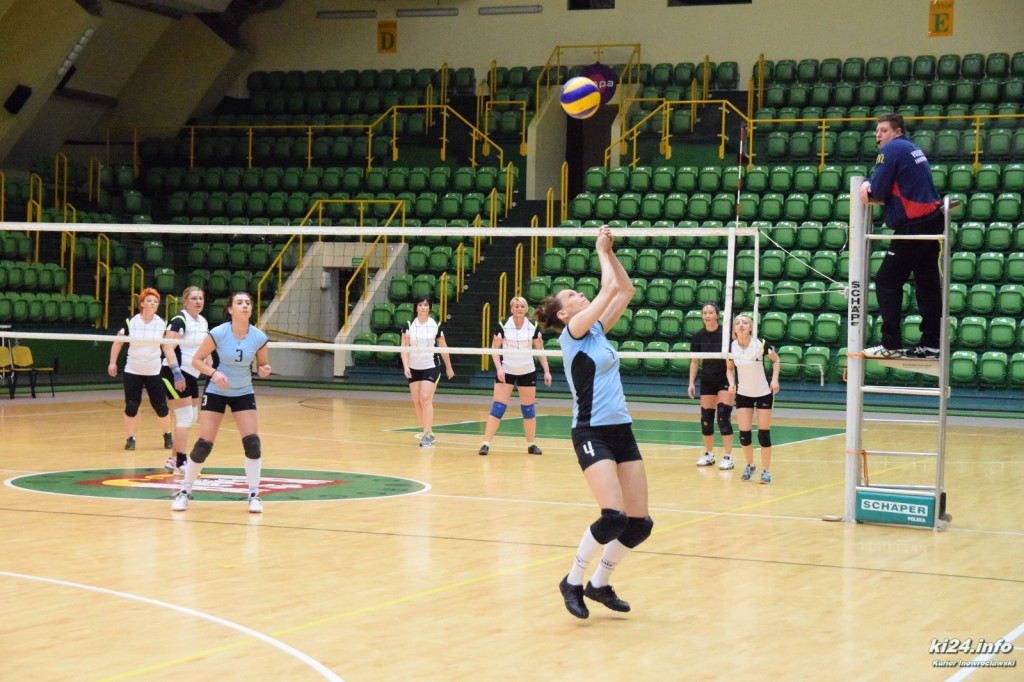 XIII Amatorskie Mistrzostwa Kobiet w Siatkówce