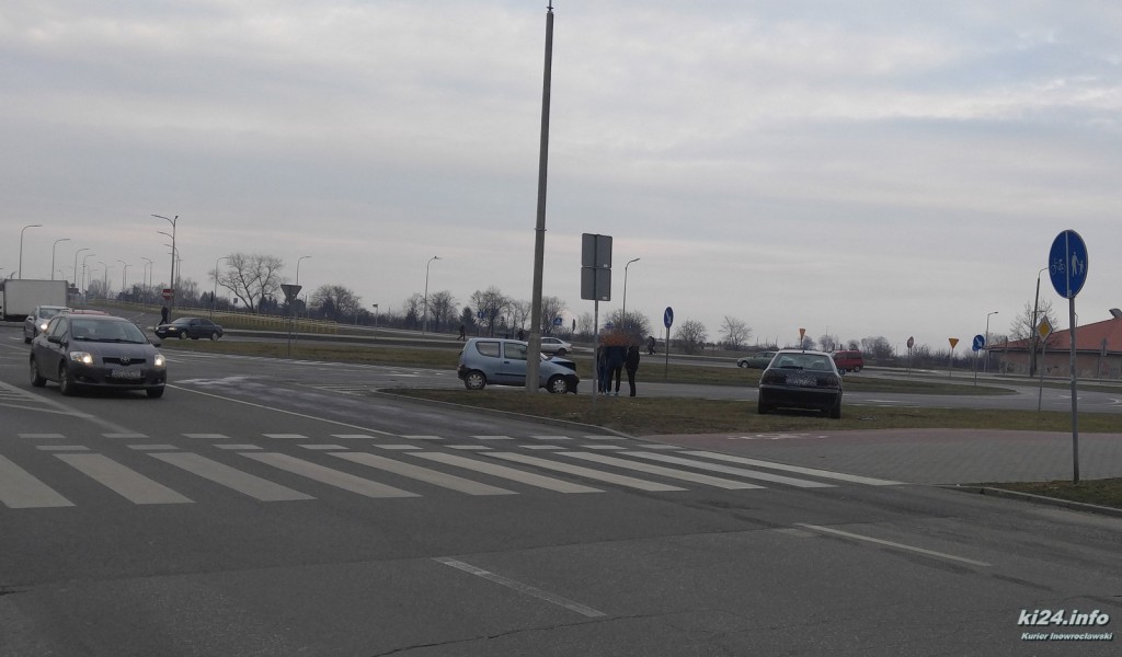 Kolizja na osiedlu Rąbin