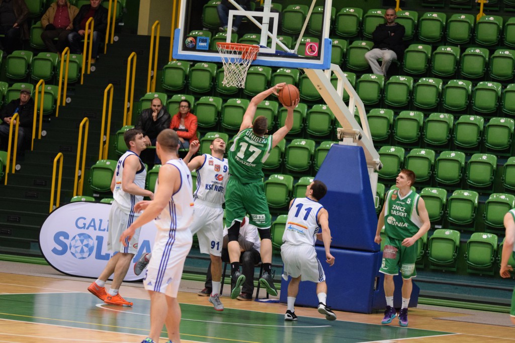 KSK Noteć vs MKS Znicz Basket Pruszków