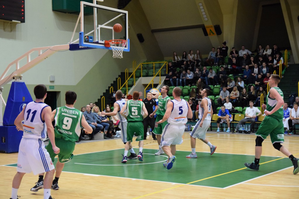 KSK Noteć vs MKS Znicz Basket Pruszków