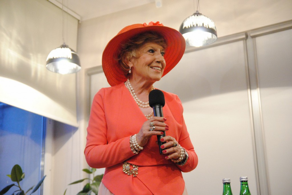 Kulisy aktorskiego życia Emilii Krakowskiej