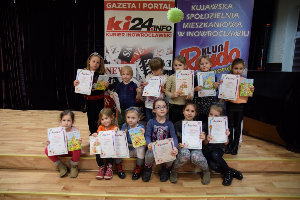 Jaja-giganty na osiedlu Rąbin