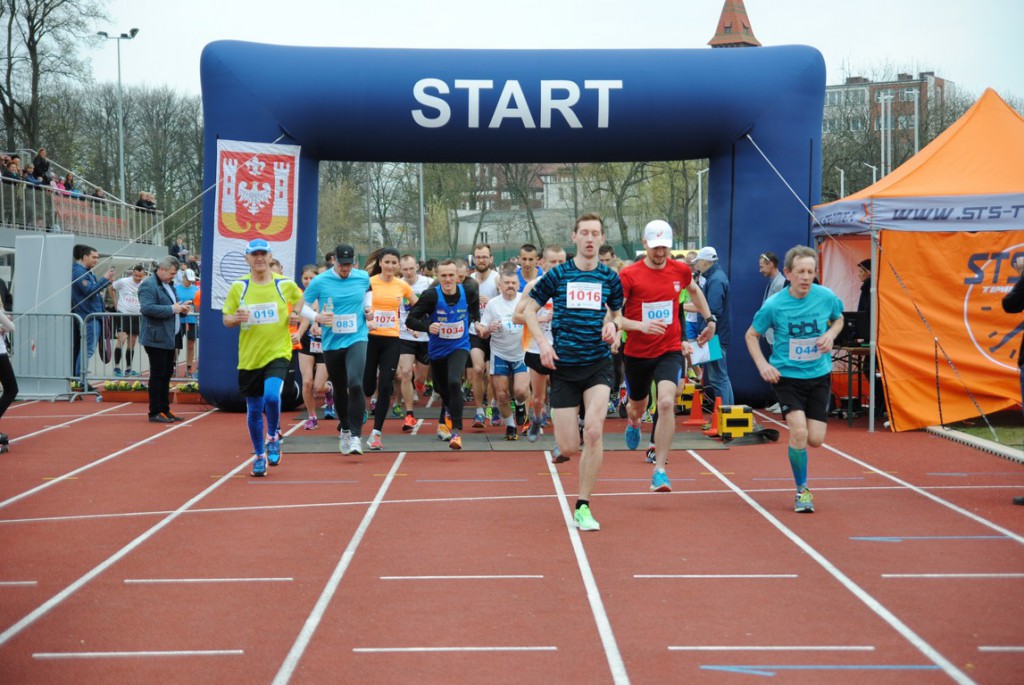 Kilkuset biegaczy na starcie Abler Green Run