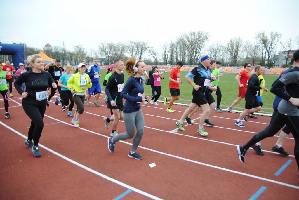 Kilkuset biegaczy na starcie Abler Green Run