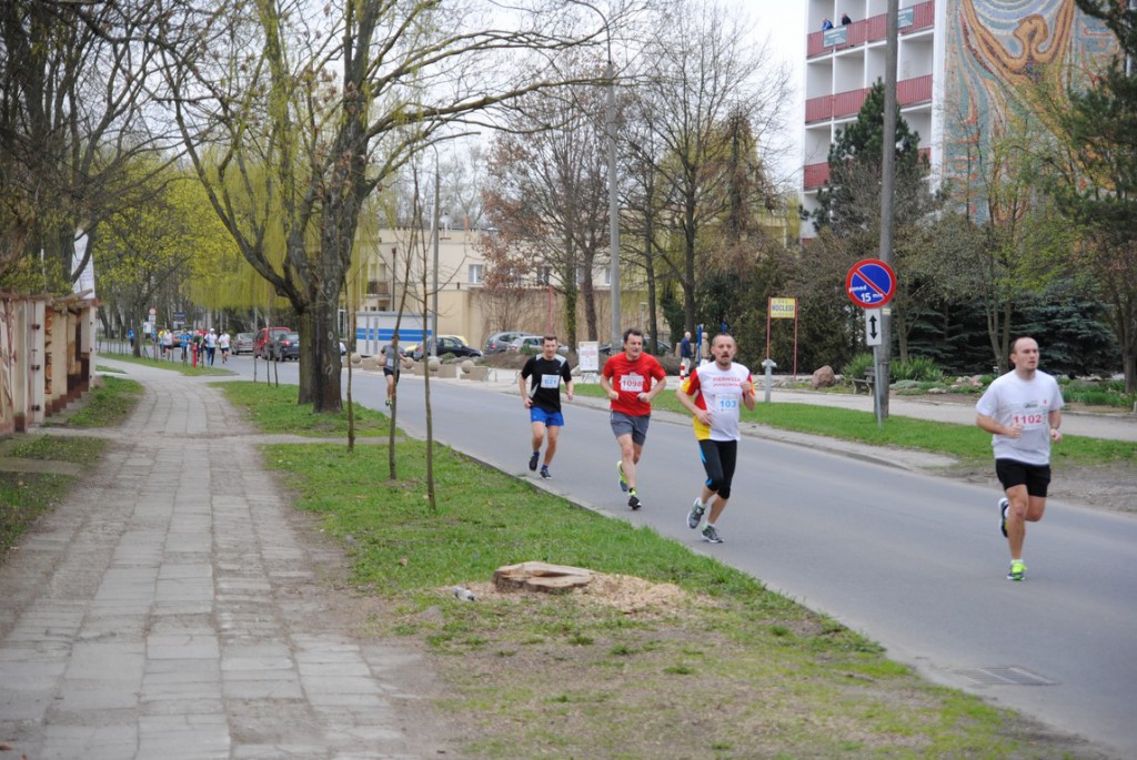 Kilkuset biegaczy na starcie Abler Green Run