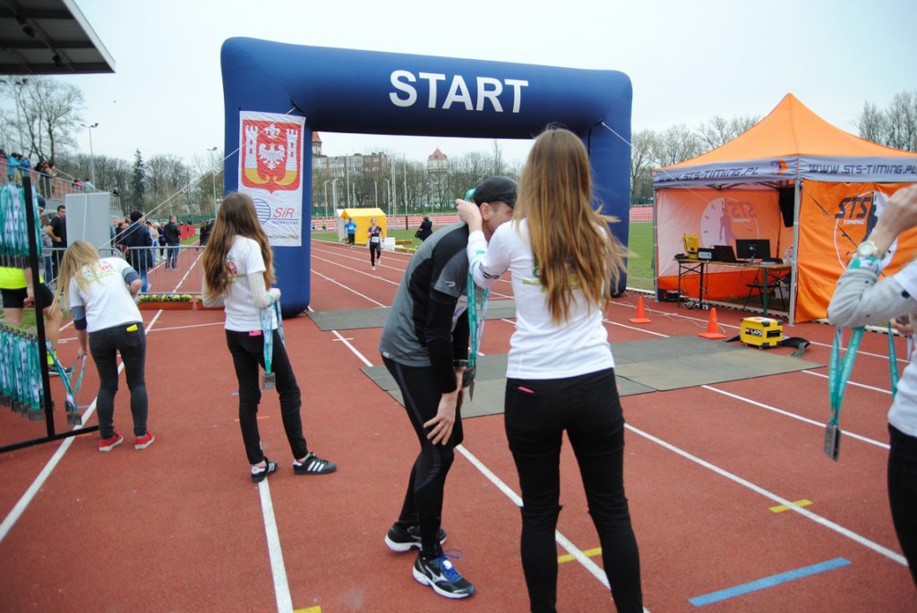Kilkuset biegaczy na starcie Abler Green Run