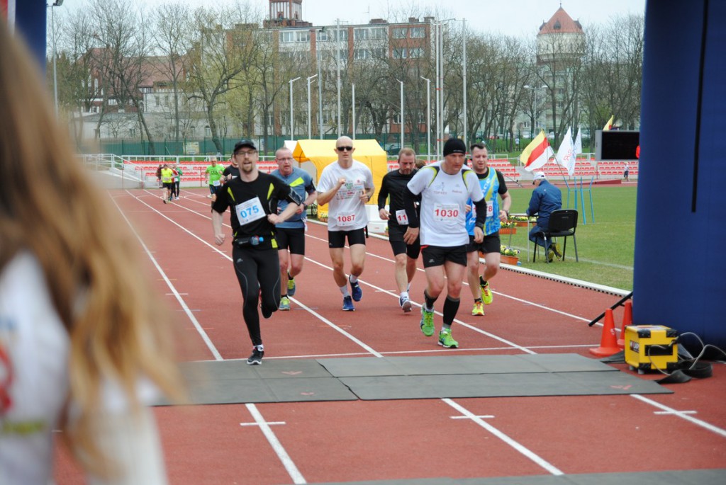 Kilkuset biegaczy na starcie Abler Green Run