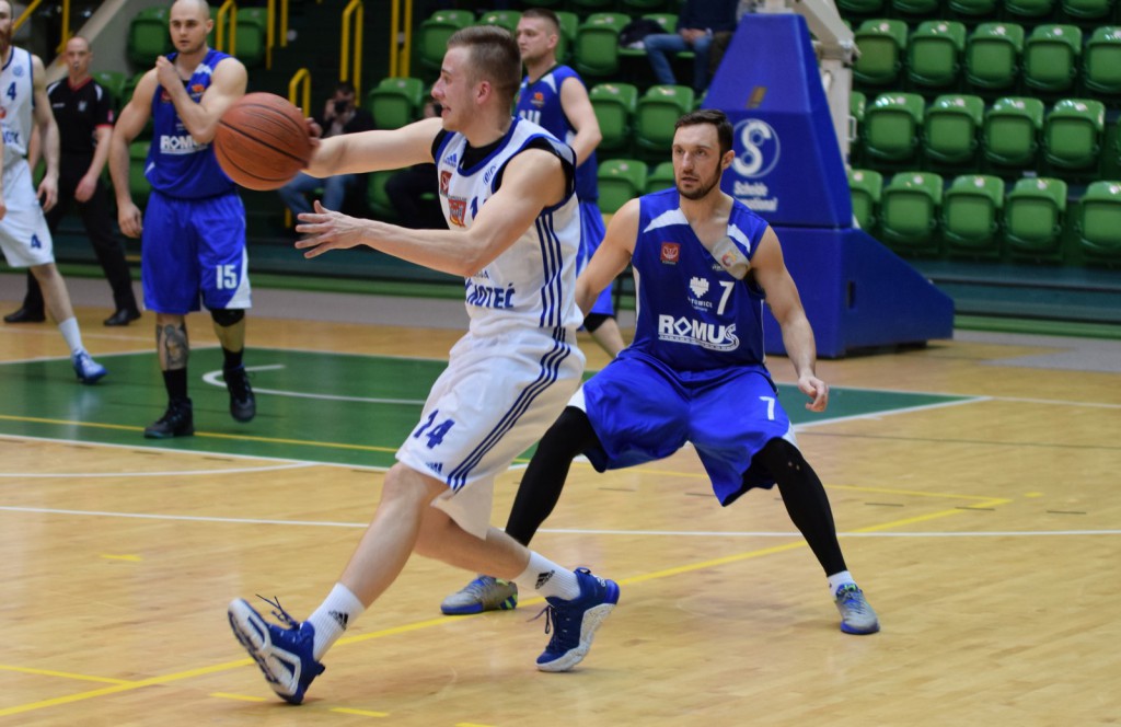 Pierwszy mecz play-out koszykarzy za nami