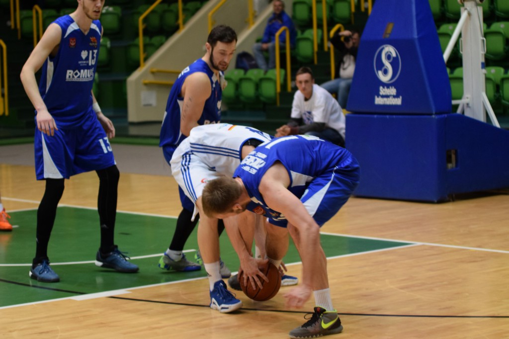 Pierwszy mecz play-out koszykarzy za nami