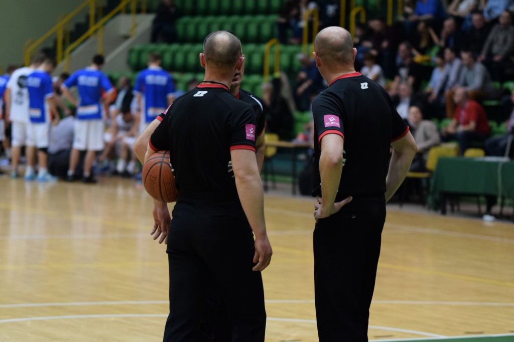 Pierwszy mecz play-out koszykarzy za nami