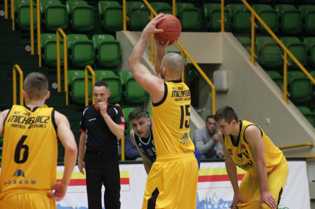 Mecz KSK Noteć Inowrocław z AZS AWF Mickiewicz Romus Katowice