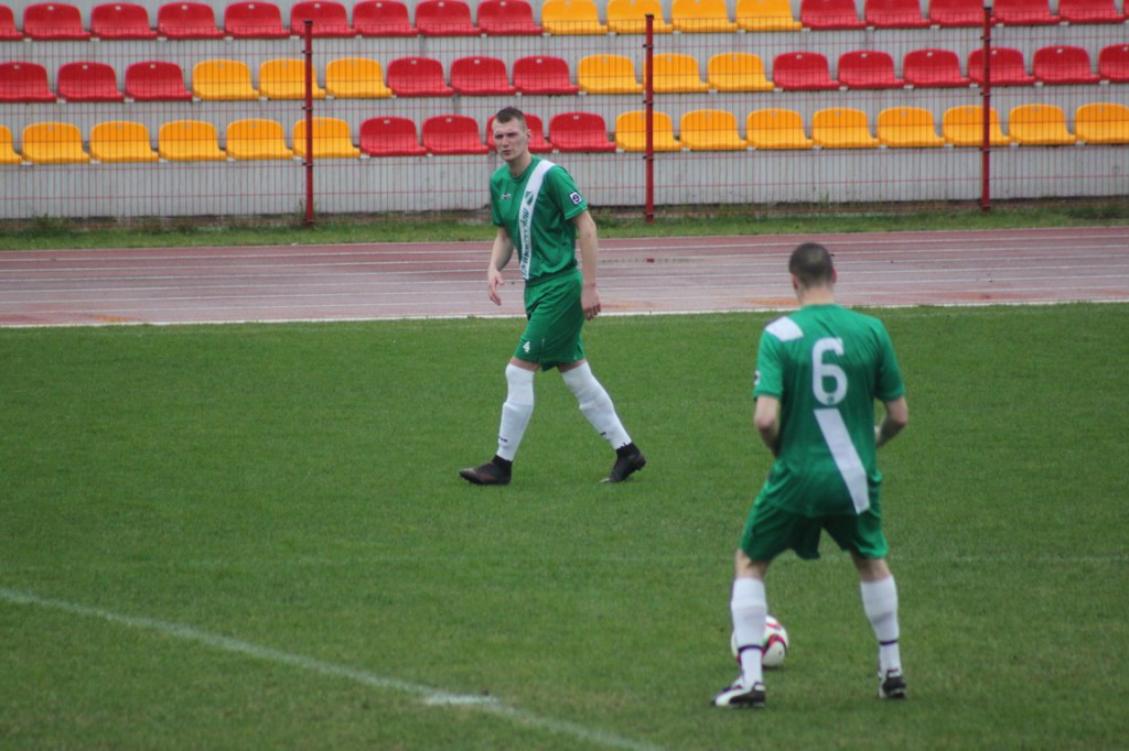Biało-zieloni walczą na stadionie