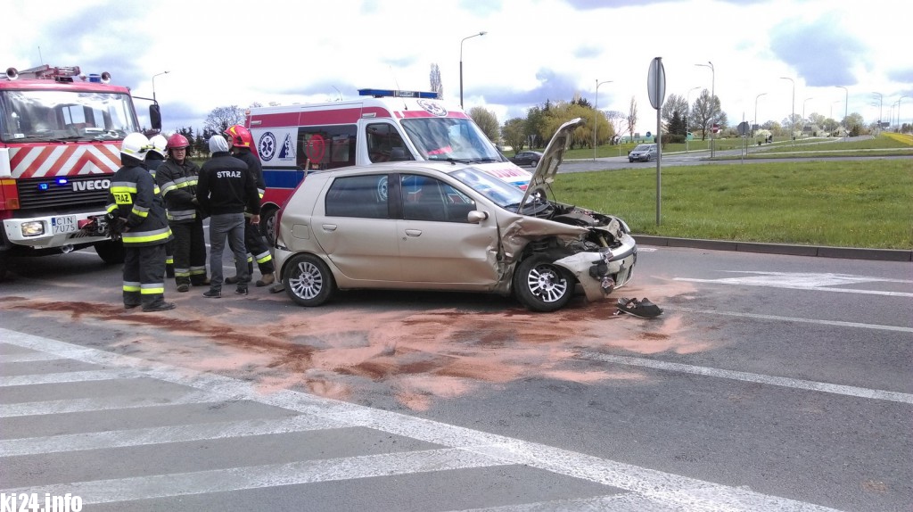 Dwie osobówki zderzyły się na Rąbinie