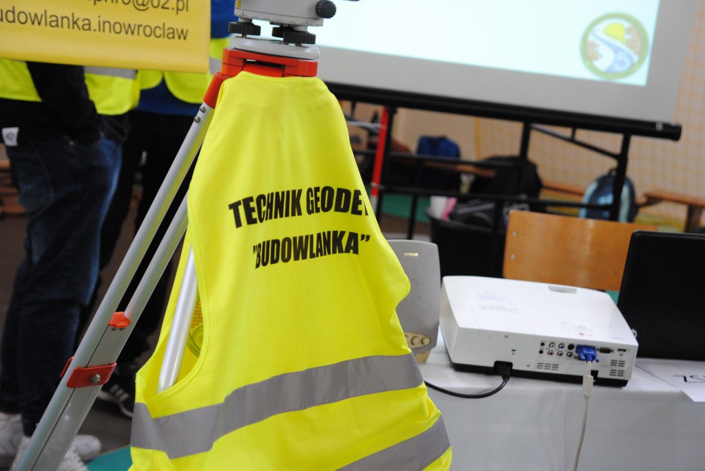Gimnazjaliści na targach edukacyjnych