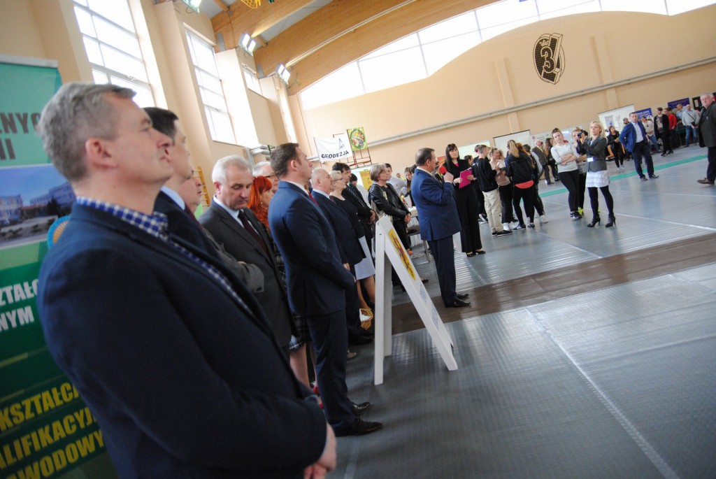 Gimnazjaliści na targach edukacyjnych