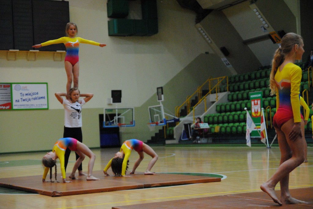 Sportowa rywalizacja gimnazjalistów pod okiem olimpijczyków