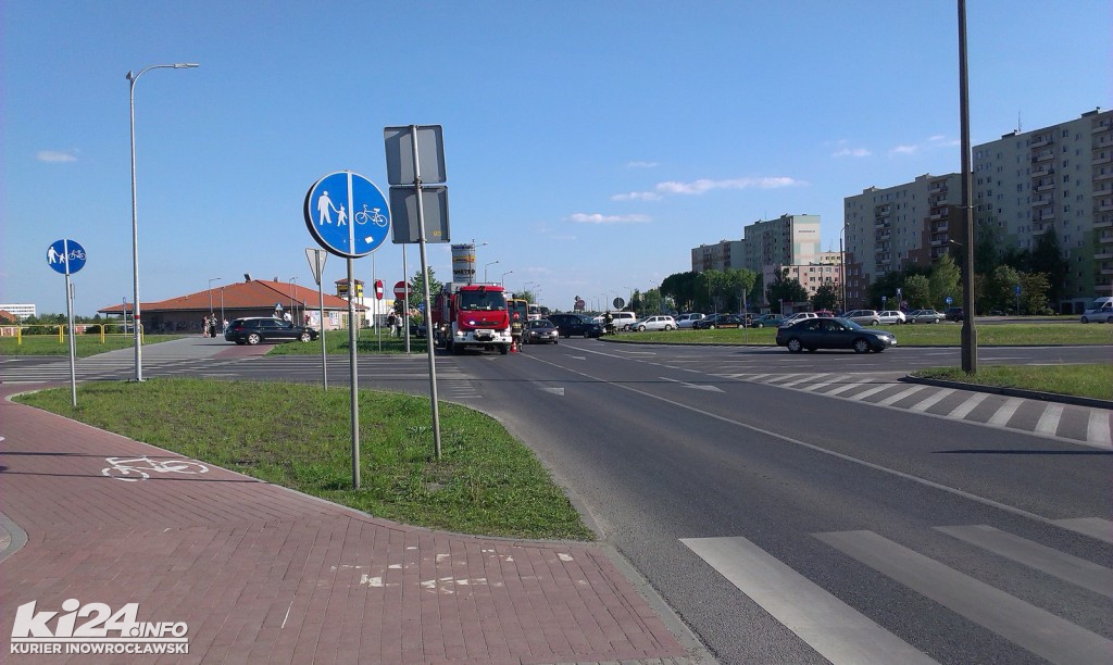 Potrójna kraksa na rąbińskim skrzyżowaniu