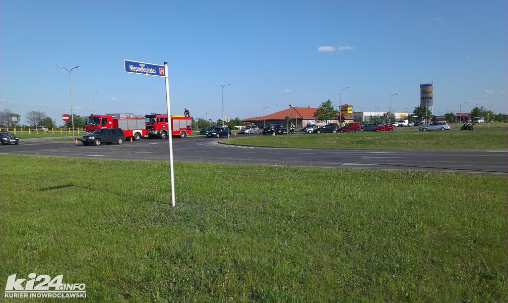 Potrójna kraksa na rąbińskim skrzyżowaniu