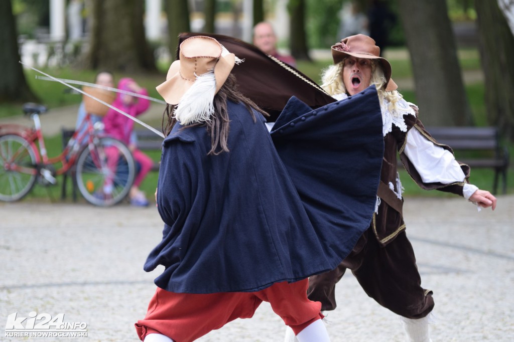 Tańczyli i walczyli z Szekspirem