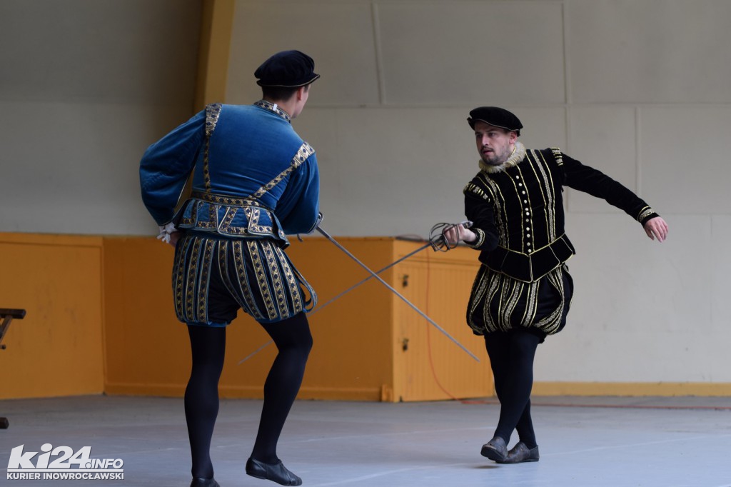 Tańczyli i walczyli z Szekspirem