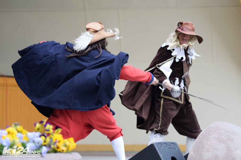 Tańczyli i walczyli z Szekspirem