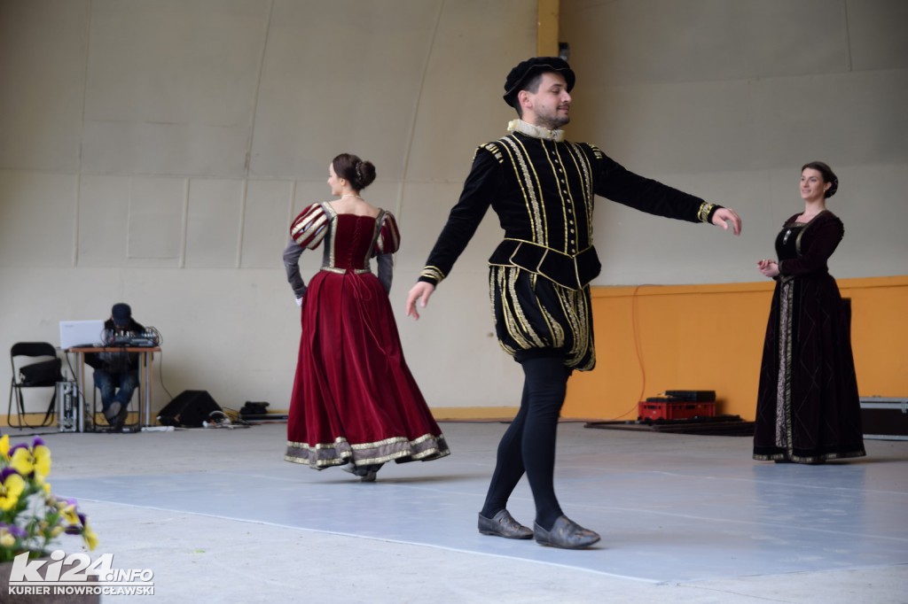 Tańczyli i walczyli z Szekspirem