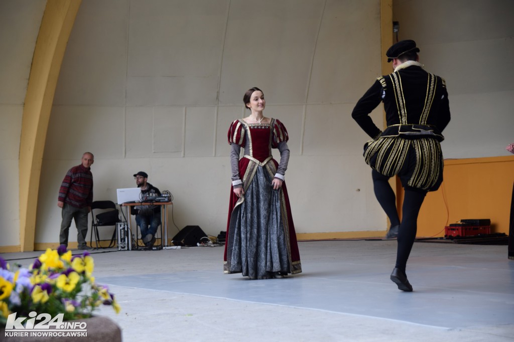 Tańczyli i walczyli z Szekspirem