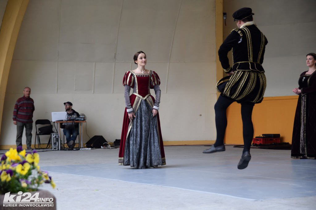 Tańczyli i walczyli z Szekspirem