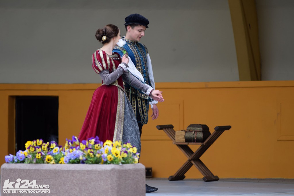 Tańczyli i walczyli z Szekspirem