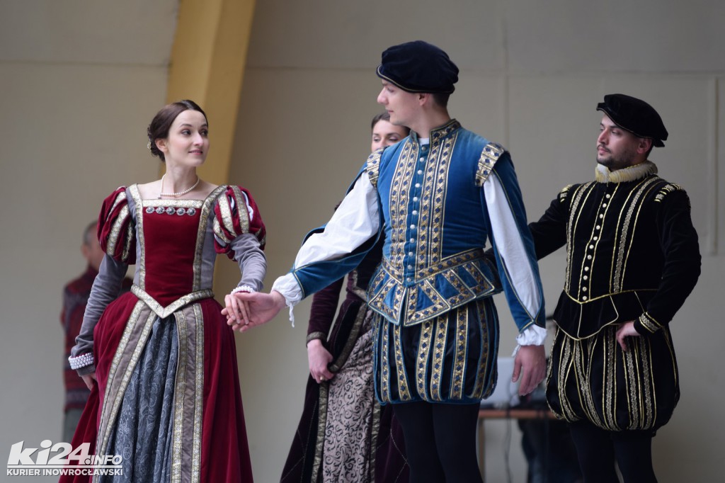 Tańczyli i walczyli z Szekspirem