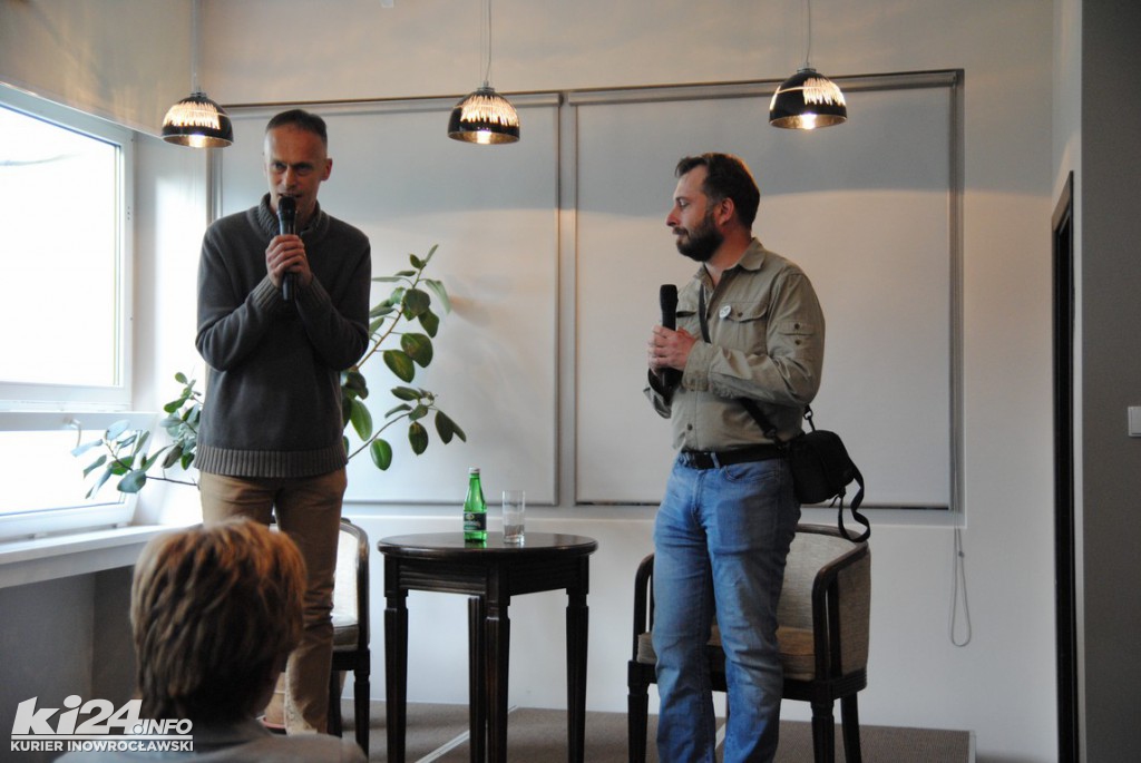 Spotkanie autorskie z Adamem Wajrakiem