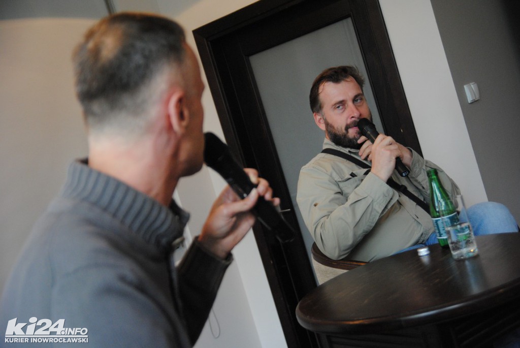 Spotkanie autorskie z Adamem Wajrakiem