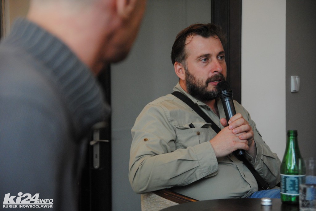 Spotkanie autorskie z Adamem Wajrakiem