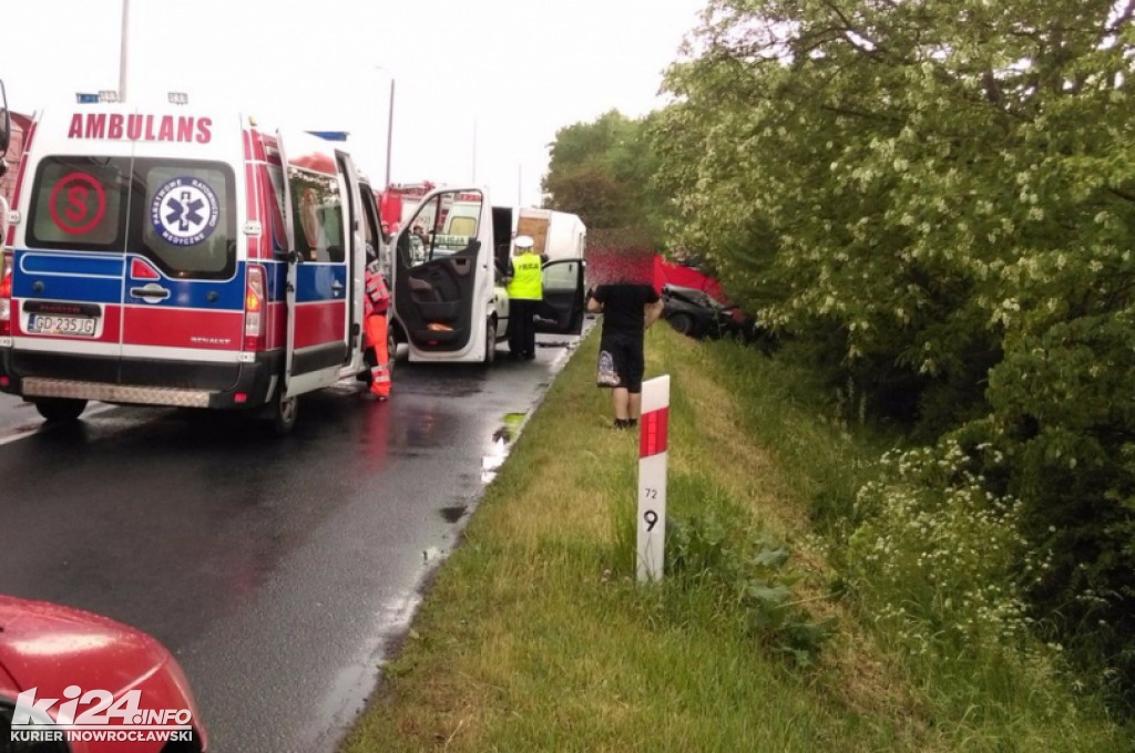 Śmiertelny wypadek w Inowrocławiu. Zderzyły się dwa samochody