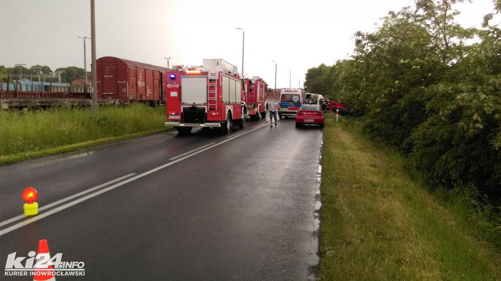 Śmiertelny wypadek w Inowrocławiu. Zderzyły się dwa samochody