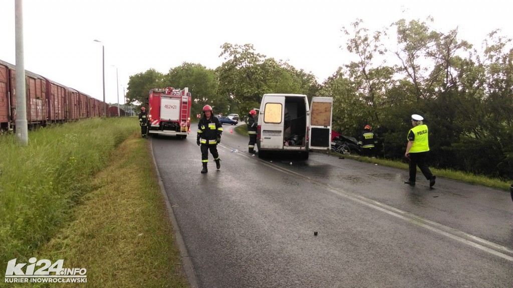 Śmiertelny wypadek w Inowrocławiu. Zderzyły się dwa samochody