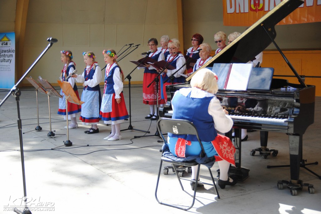 DNI INOWROCŁAWIA: Występy folklorystyczne