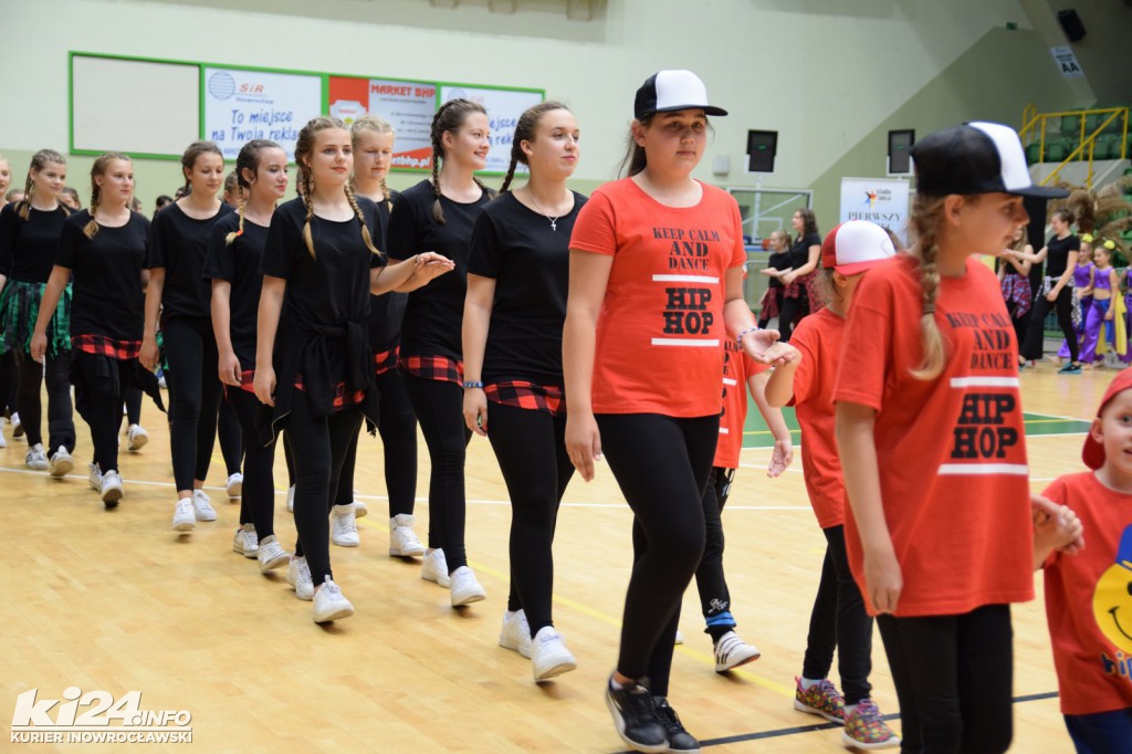 Taneczna podróż dookoła świata