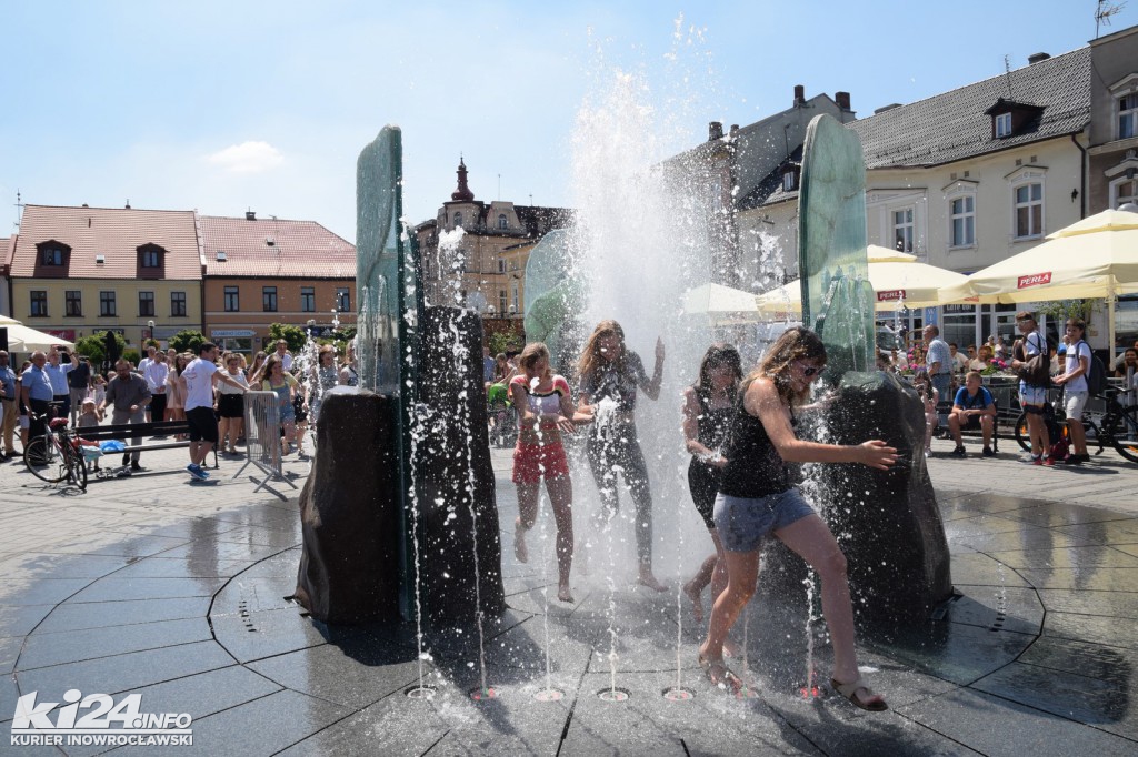 Na Rynku młodzież powitała wakacje